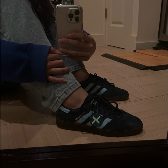 adidas Shoes - Adidas Spezials (Navy Gum)